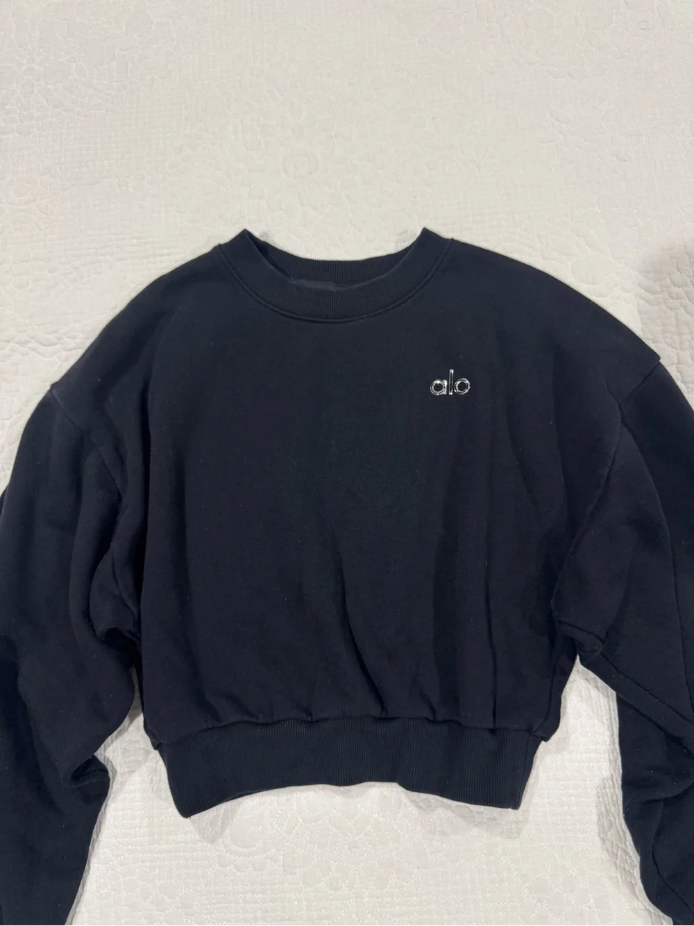 ALO Cropped Accolade Crewneck